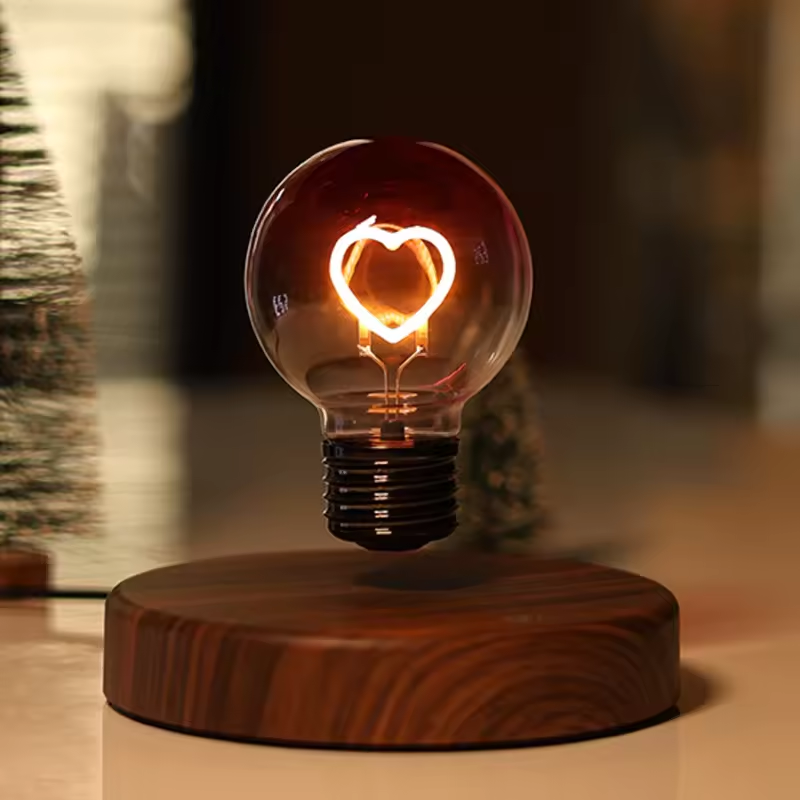 Romantic Amora Lamp